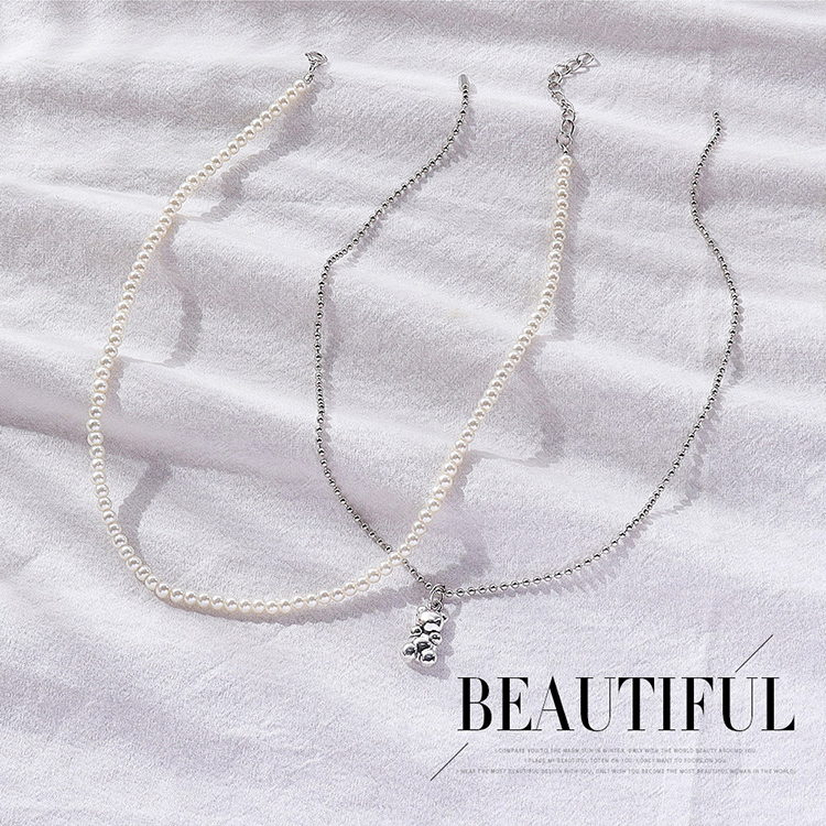 Mode Tragen Legierung Künstliche Perlen Halskette Mit Anhänger display picture 1