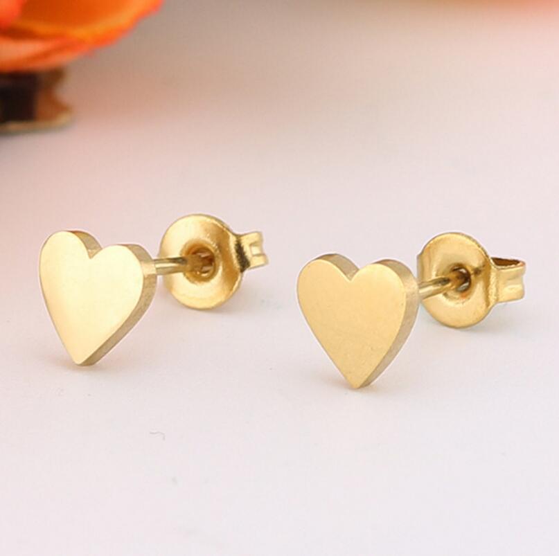 Women's Fashion Heart Stainless Steel No Inlaid Ear Studs Stainless Steel Earrings display picture 1