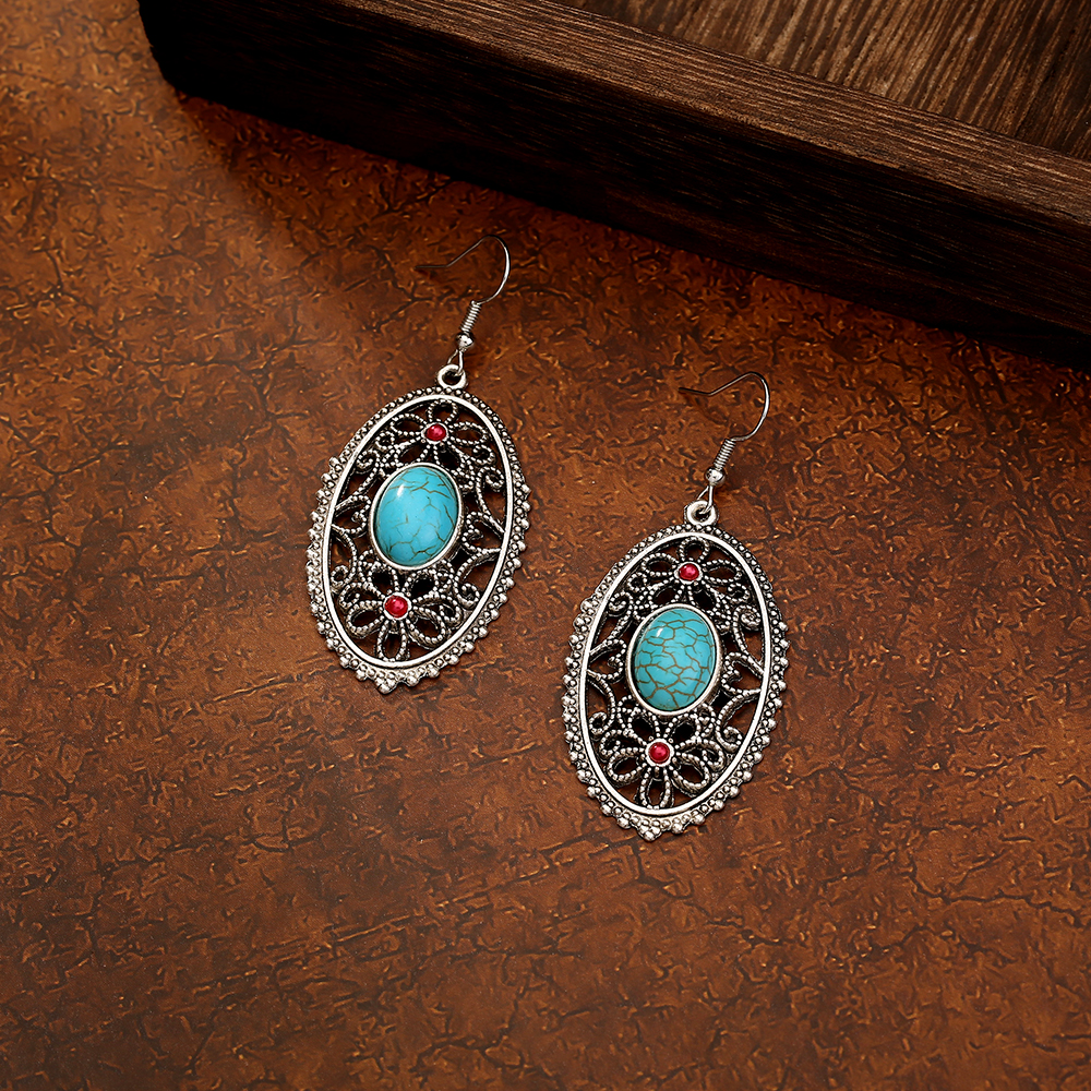 Vintage Style Oval Flower Alloy Hollow Out Turquoise Earrings display picture 4