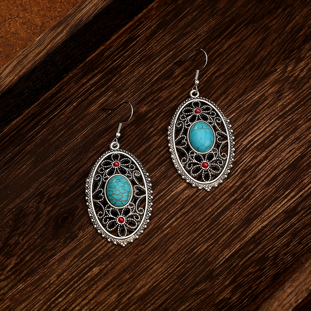 Vintage Style Oval Flower Alloy Hollow Out Turquoise Earrings display picture 3