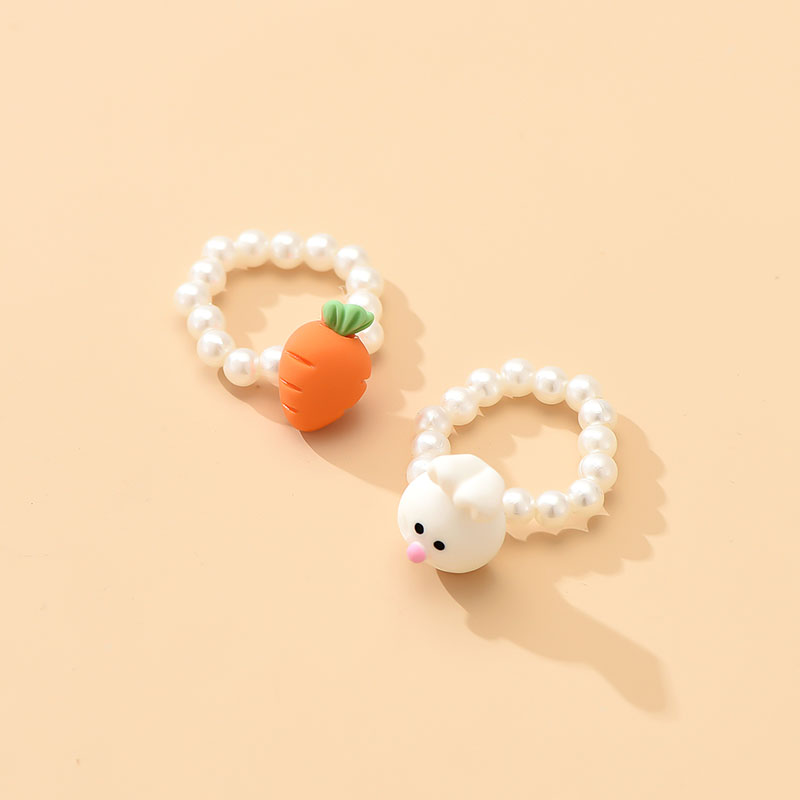 Cute Rabbit Carrot Synthetic Resin Pearl Rings display picture 1