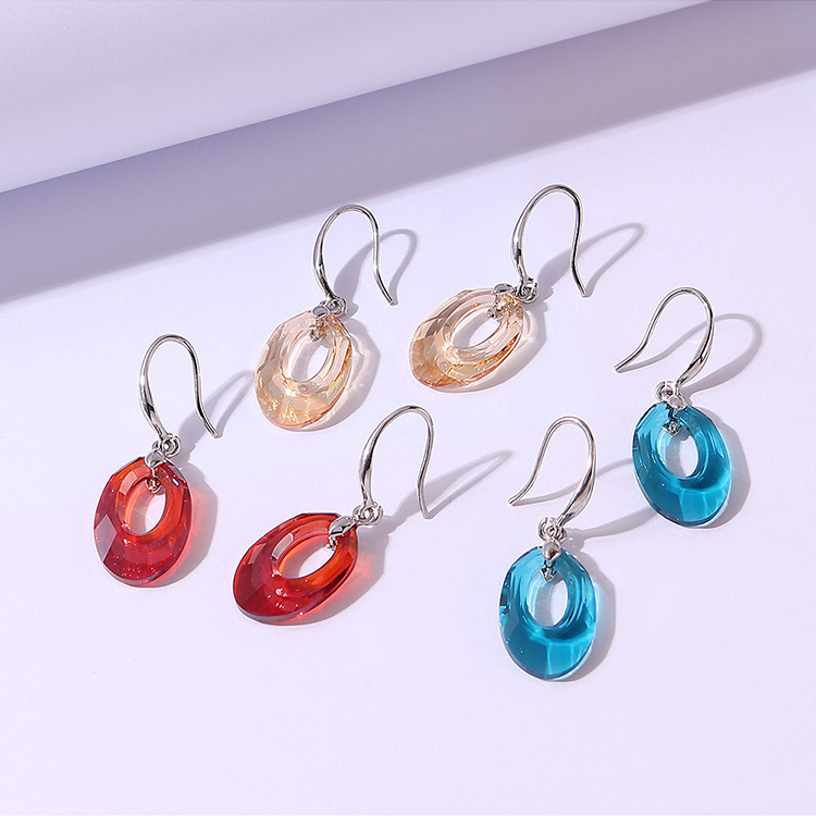 Fashion Circle Copper Crystal Earrings display picture 1