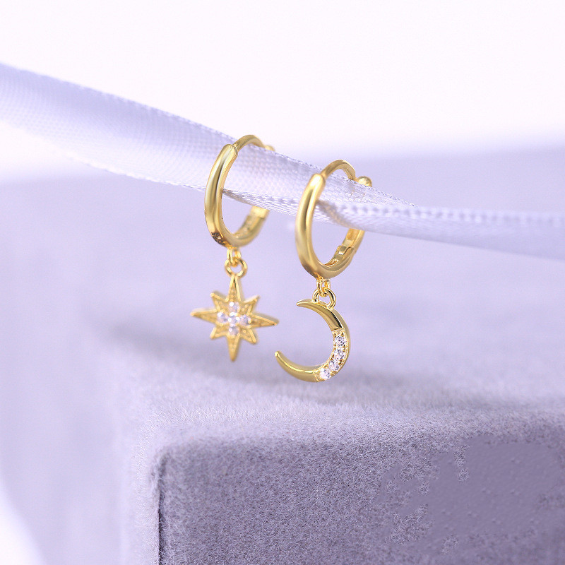 S925 Sterling Silver Fashion Creative Star Moon Asymmetric Ear Clip Earrings display picture 2