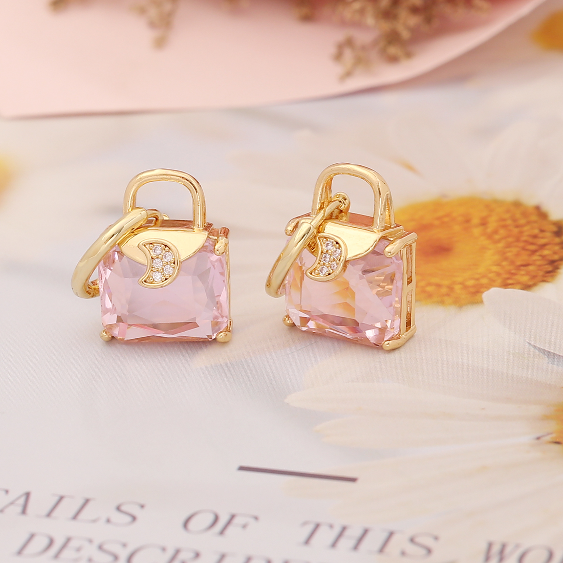 Cute Square Copper Inlay Zircon Ear Studs display picture 6