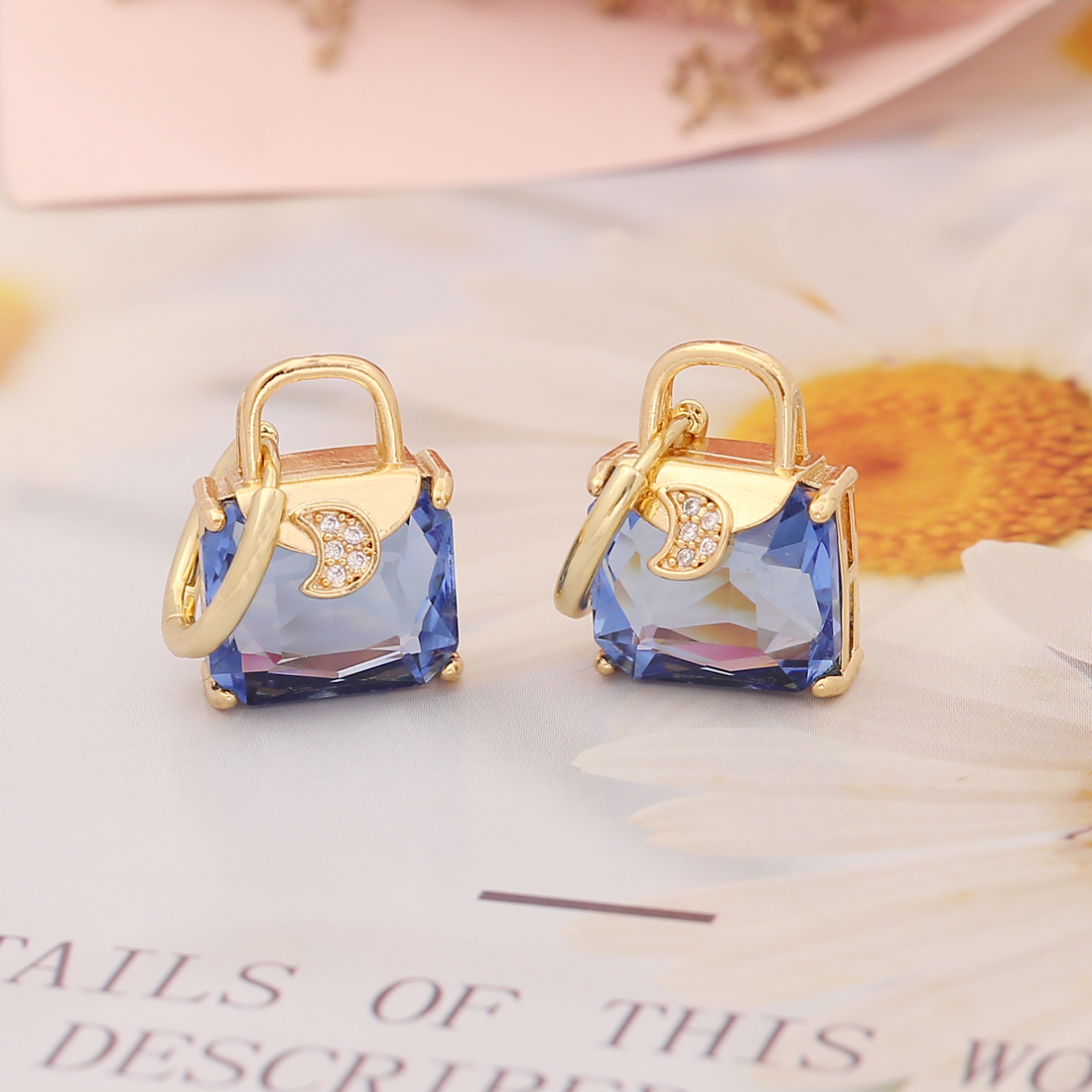 Cute Square Copper Inlay Zircon Ear Studs display picture 5