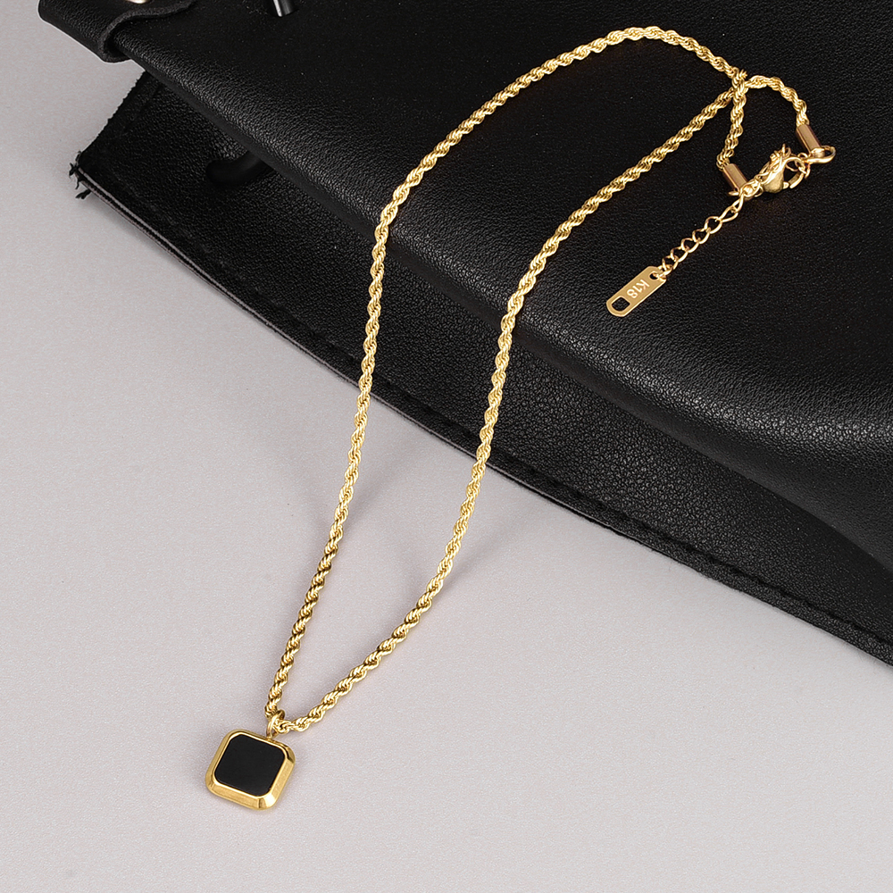 Retro Square Titanium Steel Pendant Necklace Shell Stainless Steel Necklaces display picture 5