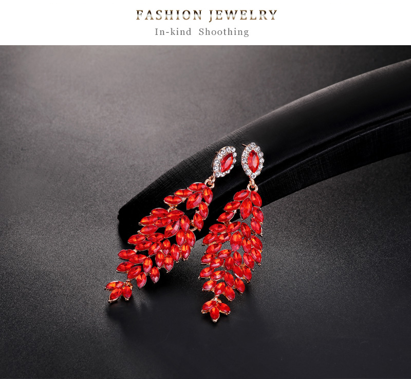 Luxurious Eye Alloy Inlay Crystal Drop Earrings display picture 6