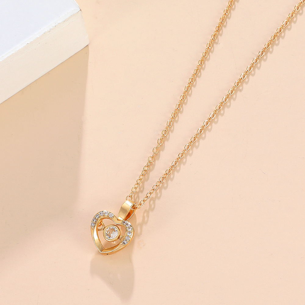 Fashion Heart Shape Copper Rhinestone Pendant Necklace display picture 6