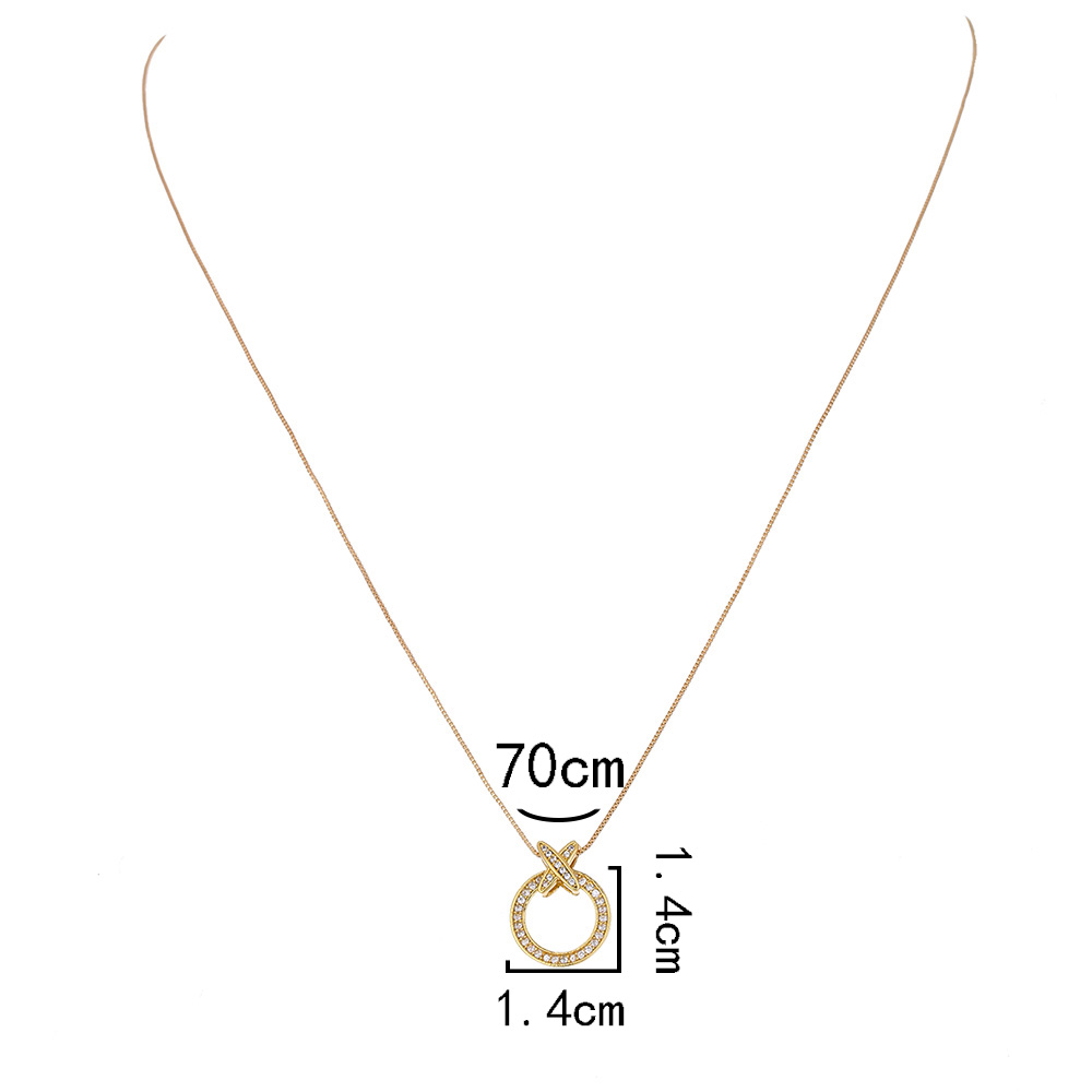Simple Style Circle Copper Pendant Necklace Zircon Copper Necklaces display picture 7