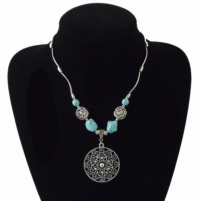 Vintage Style Flower Alloy Plating Turquoise Necklace display picture 2