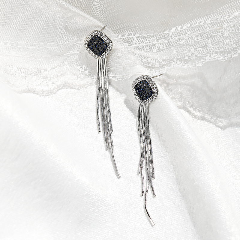 Fashion Tassel Sterling Silver Earrings Tassel Rhinestone 925 Silver Earrings display picture 3