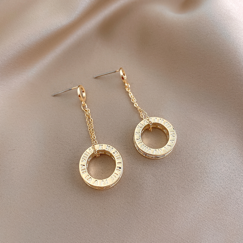 Korean Style Circle Alloy Hollow Out Zircon Drop Earrings display picture 5
