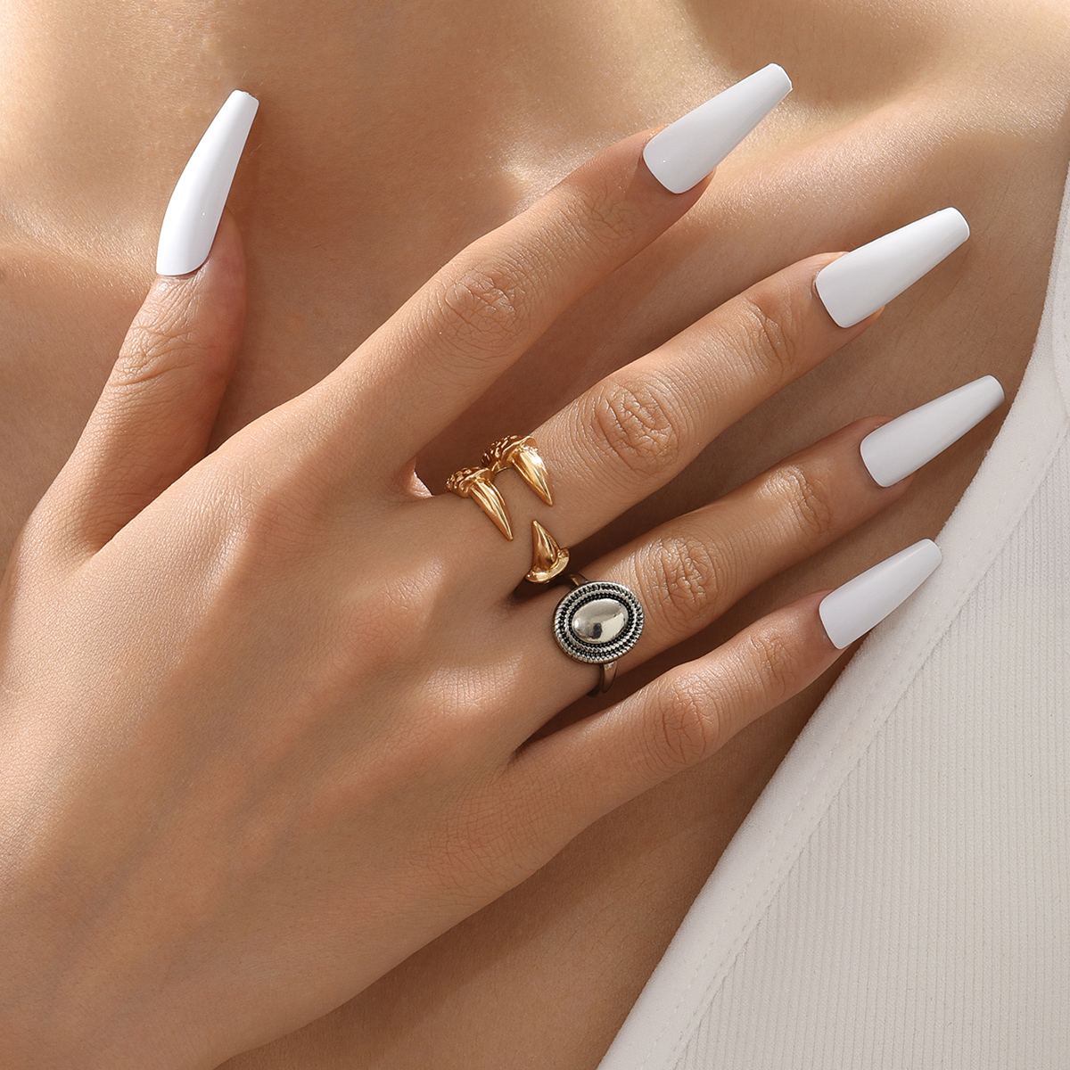 Vintage Style Geometric Alloy Plating Rings display picture 5