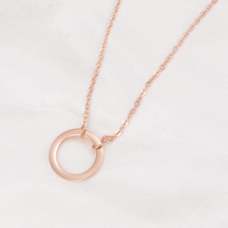 Fashion Circle Titanium Steel Pendant Necklace Plating Stainless Steel Necklaces display picture 2