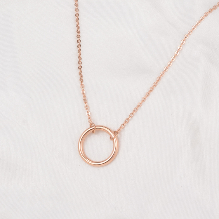 Fashion Circle Titanium Steel Pendant Necklace Plating Stainless Steel Necklaces display picture 3