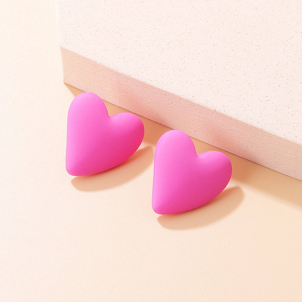 Sweet Heart Shape Arylic Ear Studs display picture 9