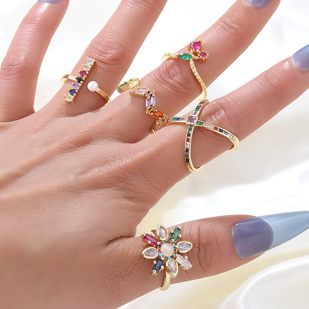 Fashion Geometric Flower Copper Rings Plating Inlaid Zircon Zircon Copper Rings display picture 1