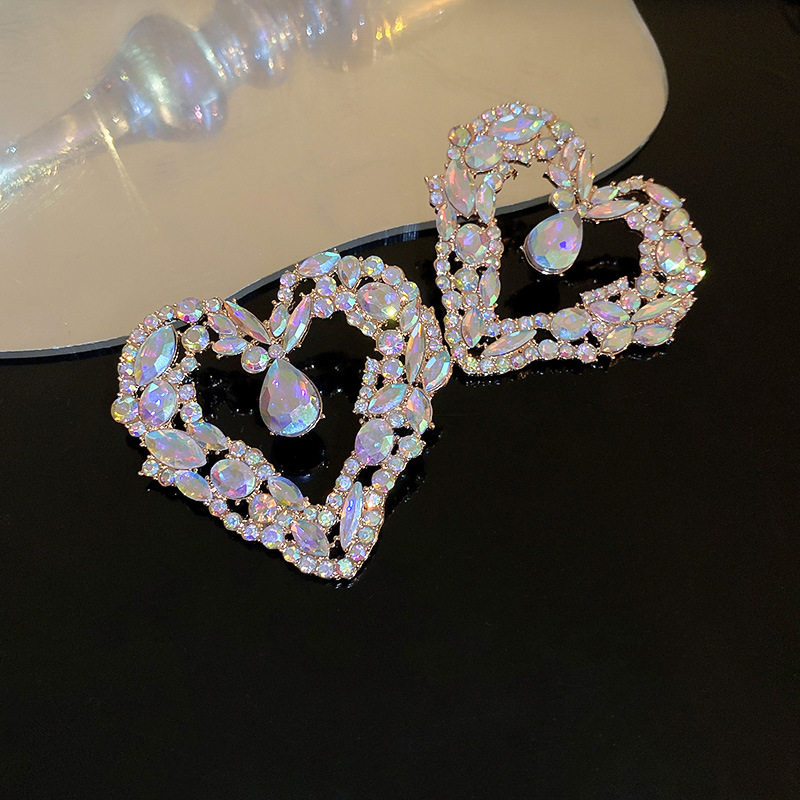 Fashion Heart Shape Alloy Handmade Rhinestone Drop Earrings 1 Piece display picture 1