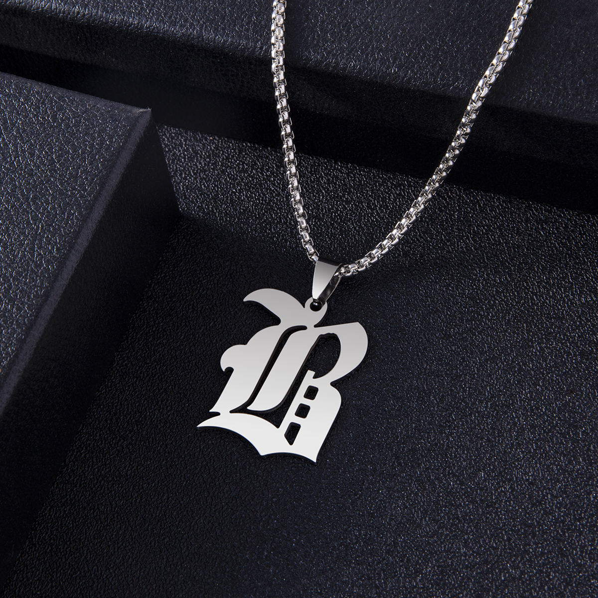 Gothic Letter Stainless Steel Necklace Plating Stainless Steel Necklaces display picture 5