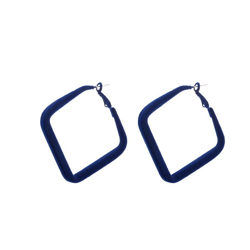 Simple Style Square Synthetic Fibre Metal Hollow Out Earrings display picture 4
