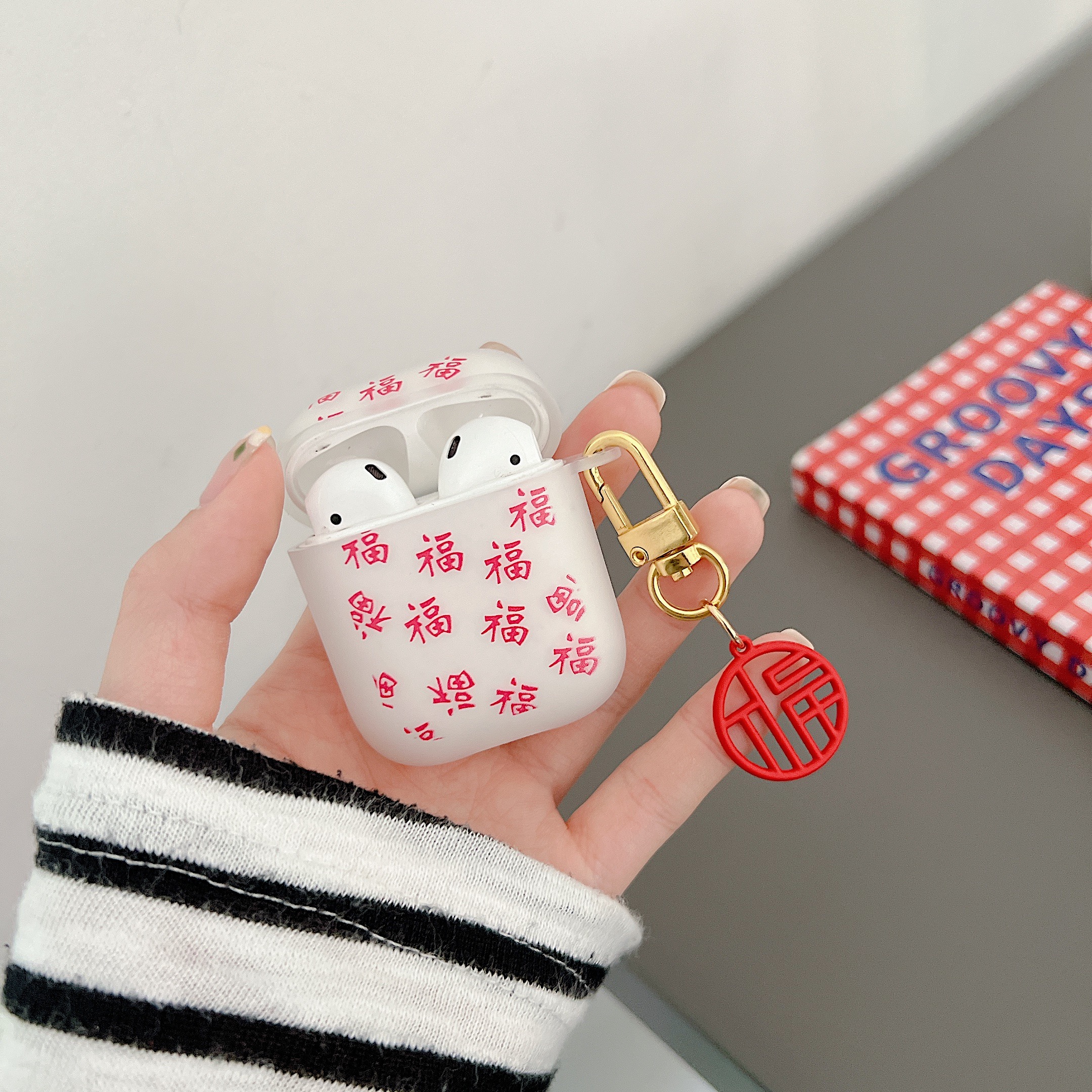 Chinoiserie Word Silica Gel Earphone Cases display picture 10
