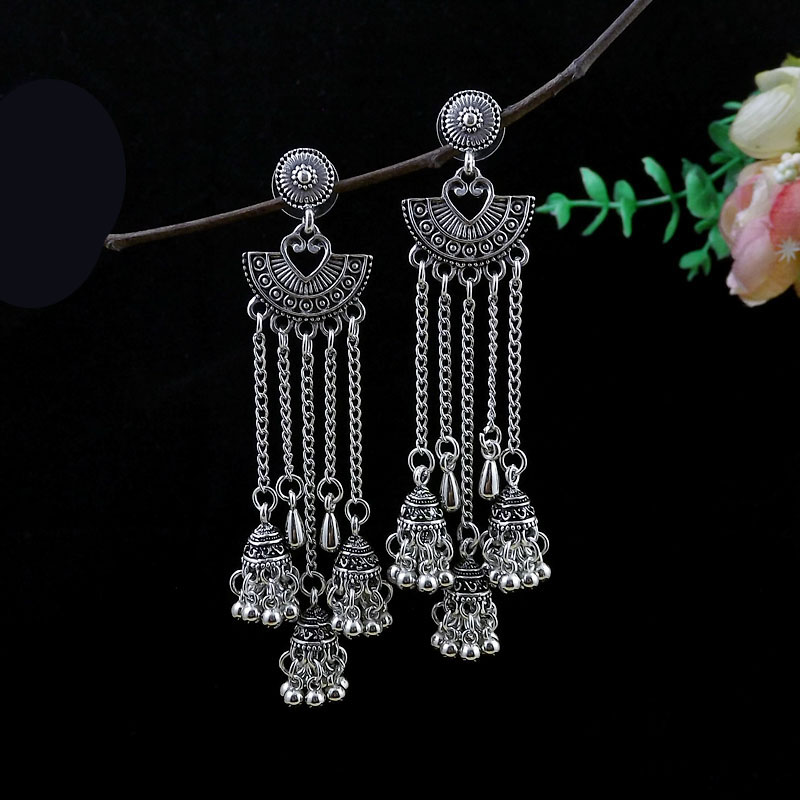 Women's Retro Ethnic Style Bohemian Tassel Alloy No Inlaid Ear Studs Drop Earrings display picture 2