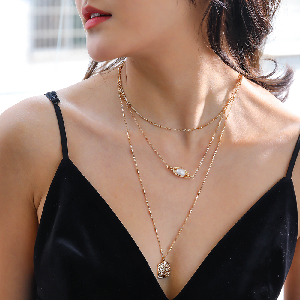 Fashion Simple Retro Natural Pearl Clavicle Chain Square Three-layer Alloy Necklace display picture 8