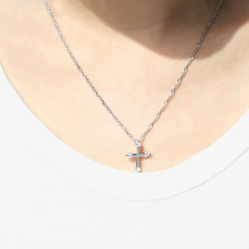 Simple Fashion White Zircon Cross Pendant Copper Necklace display picture 4