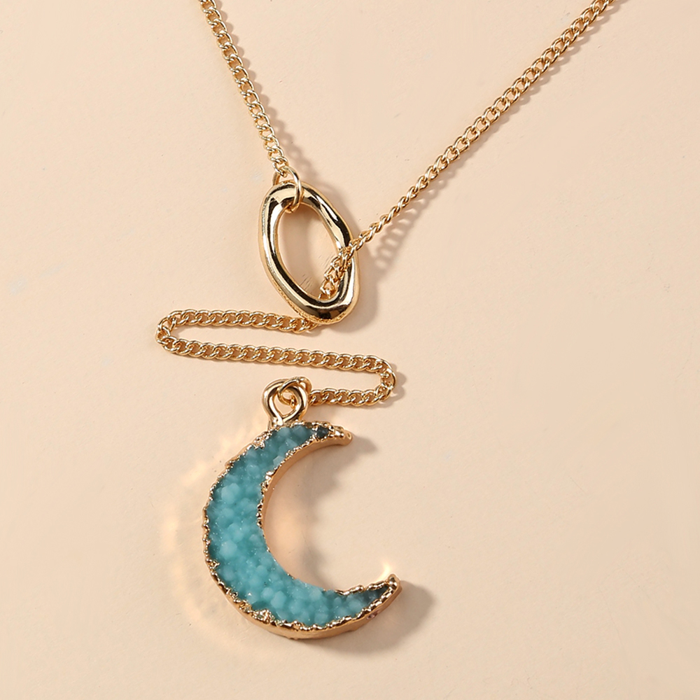 Creative Fashion Horse Eye Sun Clavicle Chain Resin Tassel Moon Alloy Necklace display picture 1