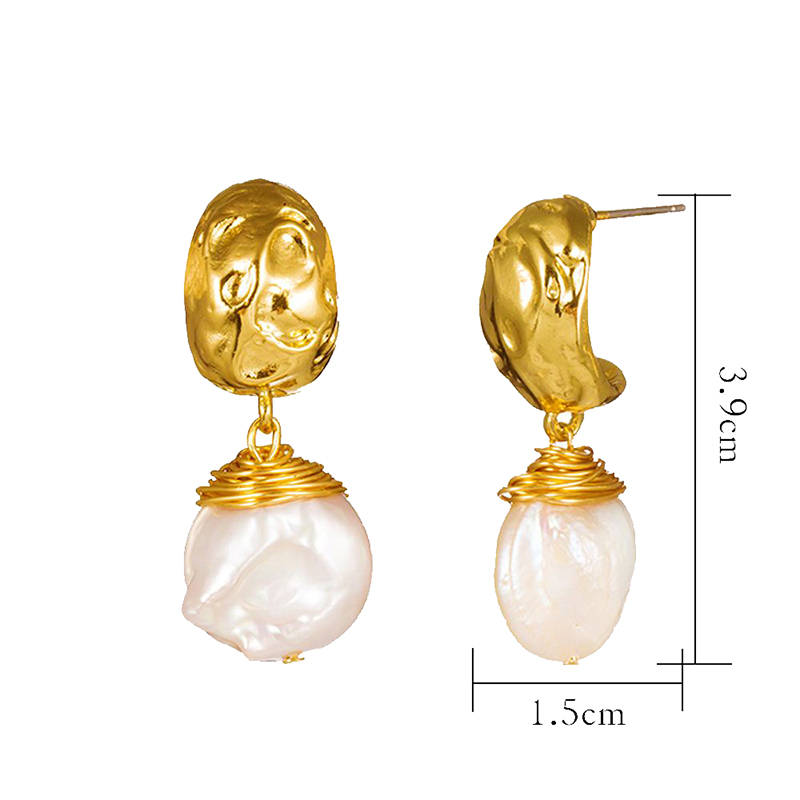 Creative Fashion Ornament Natural Fresh Water Pearl Alloy Earrings display picture 5