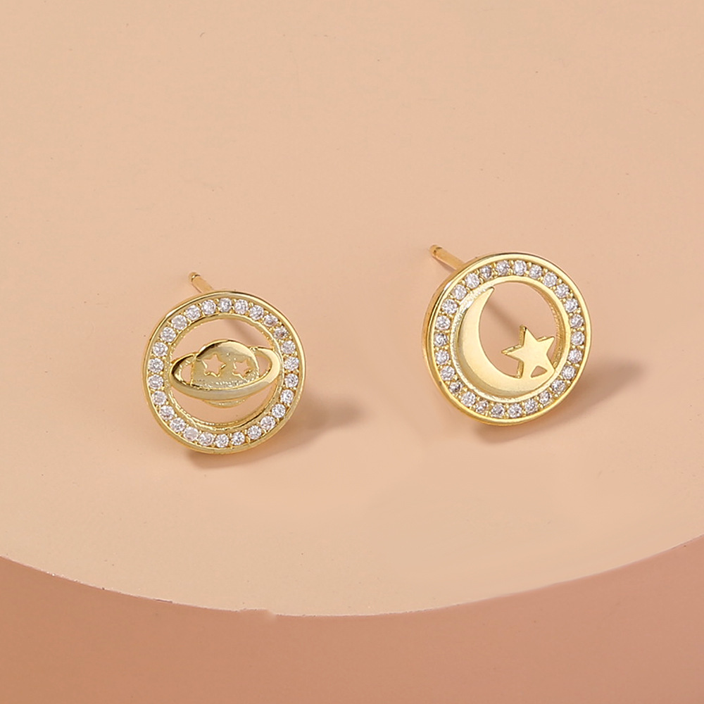 Fashion Star Moon Alloy Plating Inlay Diamonds Ear Studs display picture 4