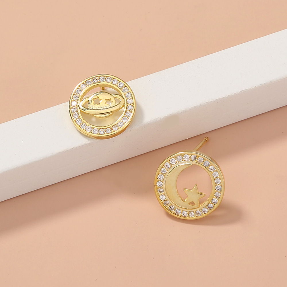 Fashion Star Moon Alloy Plating Inlay Diamonds Ear Studs display picture 5
