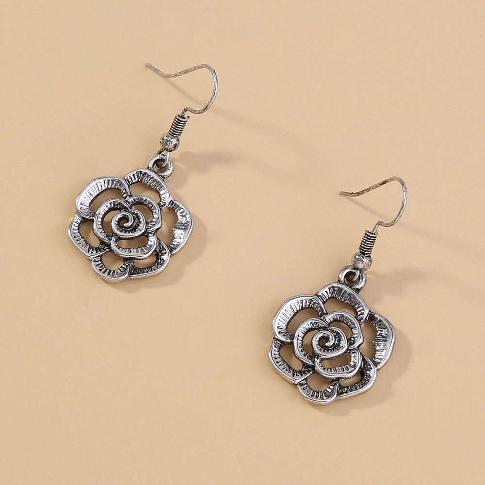 Wholesale Jewelry 1 Pair Retro Leaves Rose Alloy Earrings display picture 2