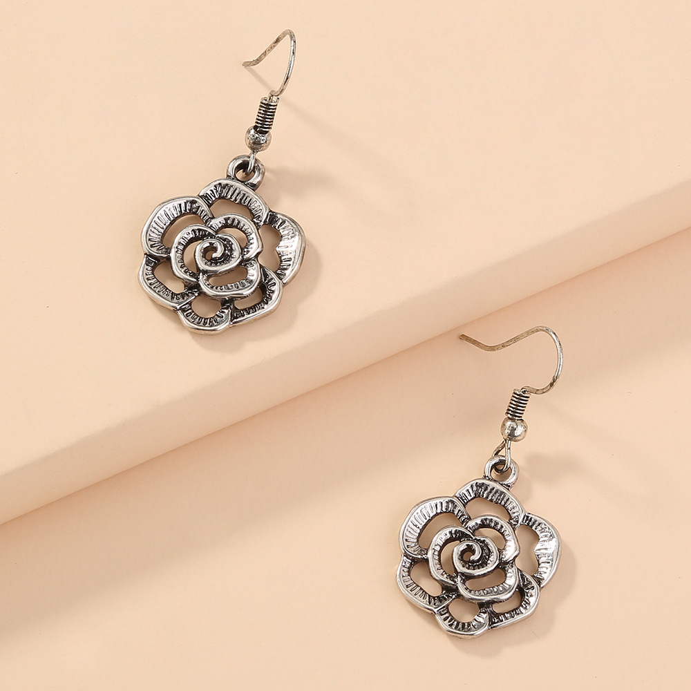 Wholesale Jewelry 1 Pair Retro Leaves Rose Alloy Earrings display picture 6