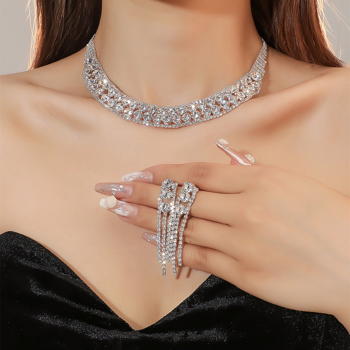 Women's Luxury Fashion U Shape Tassel Alloy Rhinestone Earrings Necklace Jewelry Set Plating Diamond Rhinestone display picture 2