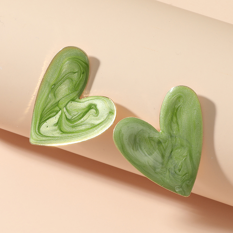 Fashion Creative Simple Big Green Heart Shape Dripping Alloy Ear Stud Earrings display picture 4