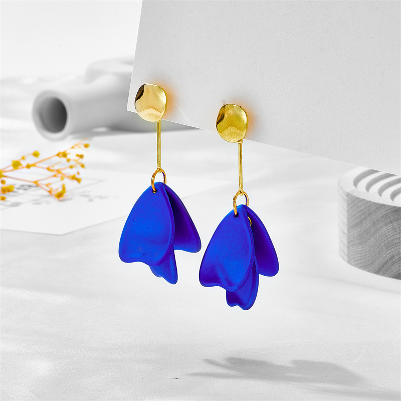 New Style Fashion Red Blue Petal Leaf Pendant Earrings display picture 2
