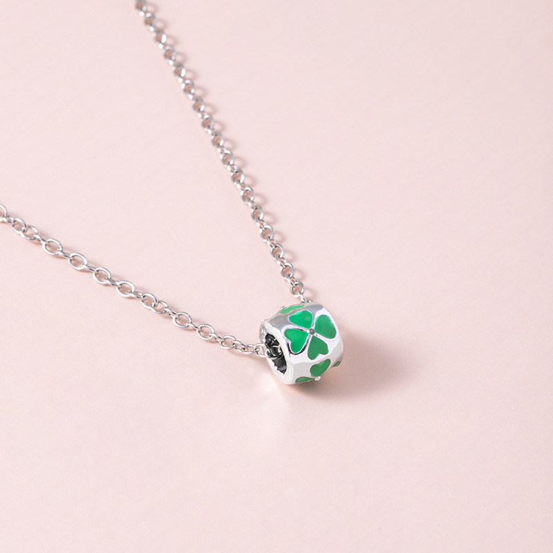 Simple Style Alloy Four-leaf Clover Necklace Daily Electroplating Alloy display picture 2