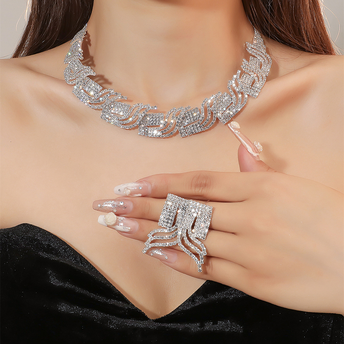 Women's Luxury Fashion Geometric Alloy Rhinestone Earrings Necklace Jewelry Set Plating Inlay Zircon 1 Set display picture 1