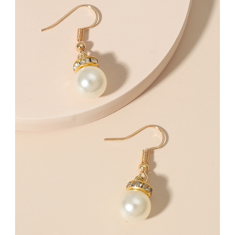 Frau Mode Perlen Imitation Perlen Ohrringe Diamant Künstliche Strasssteine Ohrringe display picture 4