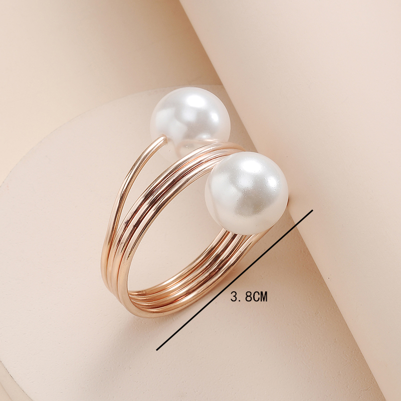 Simple Napkin Ring Napkin Ring Pearl Spiral Napkin Ring Scarf Buckle display picture 5