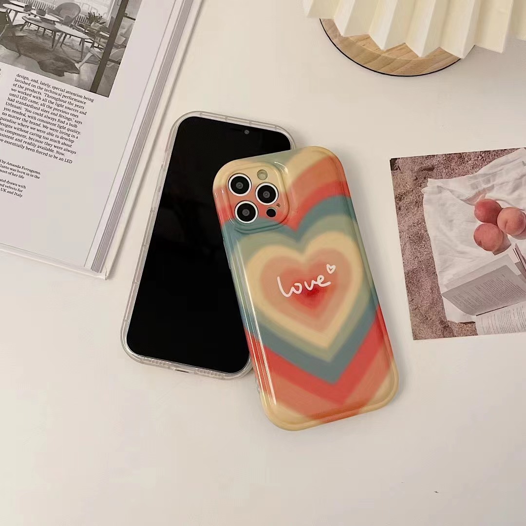 Simple Fashion Rainbow Gradient Heart Iphone13promax Phone Case display picture 1