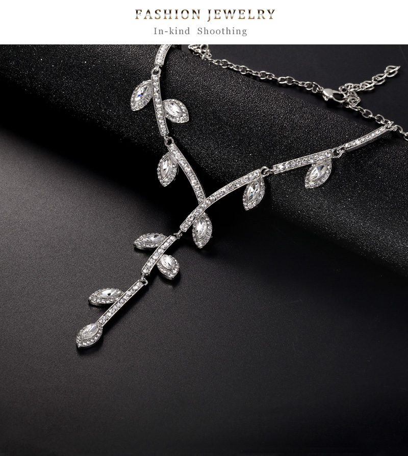 Elegant Glam Fashion Geometric Alloy Diamond Rhinestone Jewelry Sets display picture 6