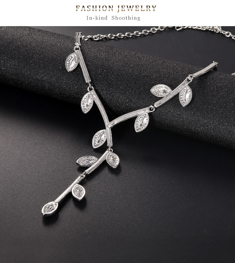 Elegant Glam Fashion Geometric Alloy Diamond Rhinestone Jewelry Sets display picture 5