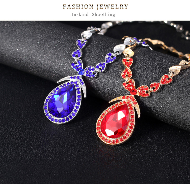 Women's Glam Classic Style Water Drop Alloy Earrings Necklace Jewelry Set Diamond Rhinestone Jewelry Sets display picture 9