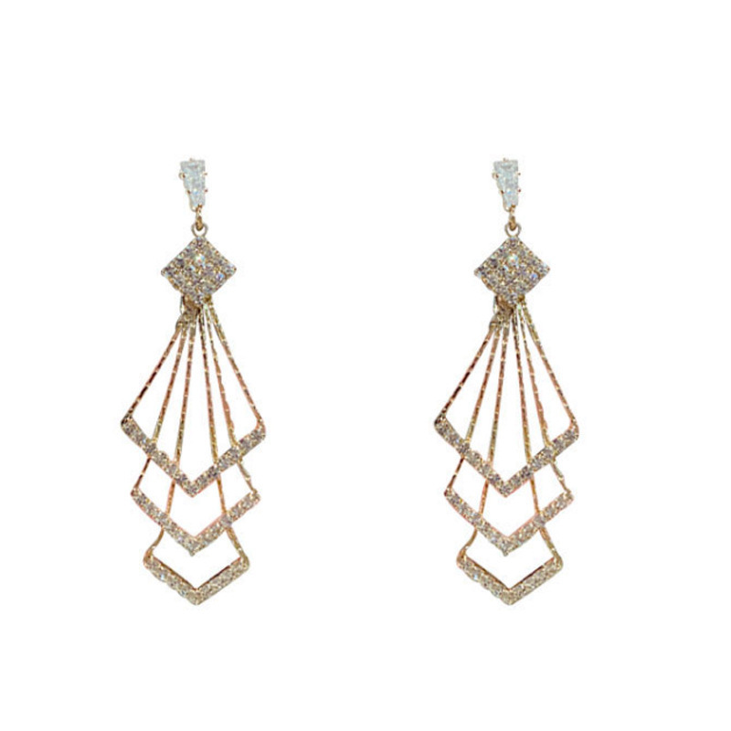 Women's Fashion Shiny Geometric Alloy Earrings Plating Inlay Artificial Rhinestones Drop Earrings display picture 1