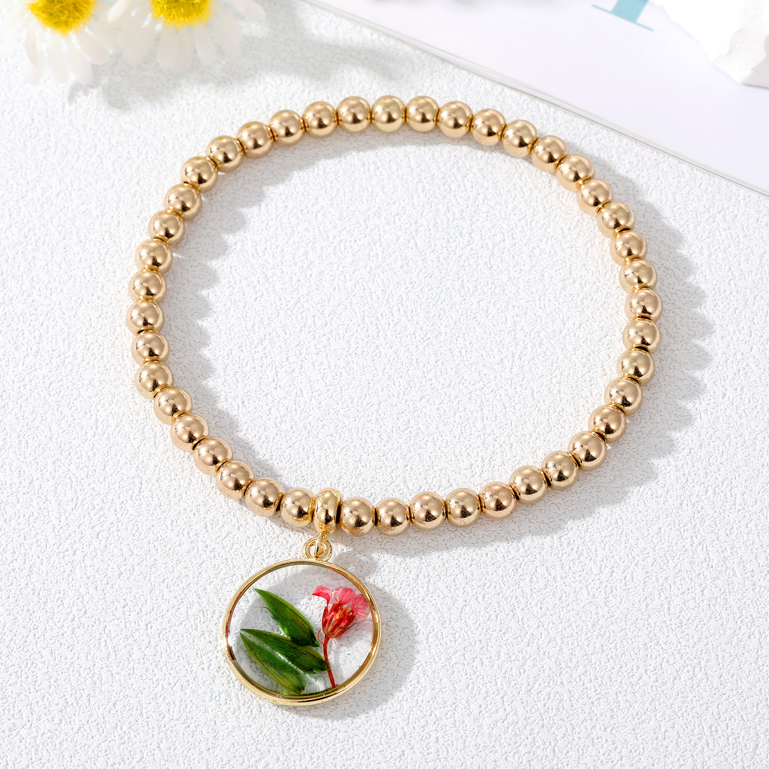 Simple Style Flowers Alloy Plastic Beaded Inlaid Resin Bracelets display picture 2