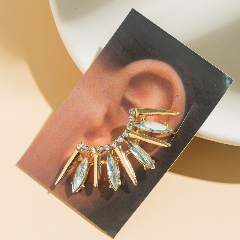 Sweet Alloy Geometric Pattern Ear Studs Daily Electroplating Rhinestone Clip&cuff Earrings 1 Piece display picture 1