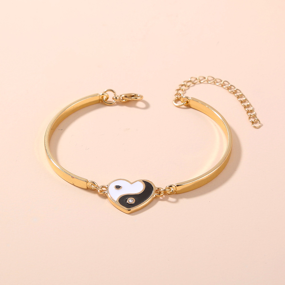 Ethnic Style Gossip Heart Shape Alloy Plating Bracelets 1 Piece display picture 1