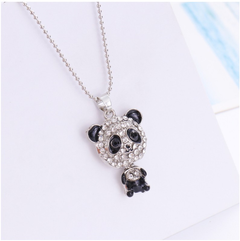 Frau Süß Panda Legierung Halskette Mit Anhänger Diamant Künstliche Strasssteine Halsketten display picture 2